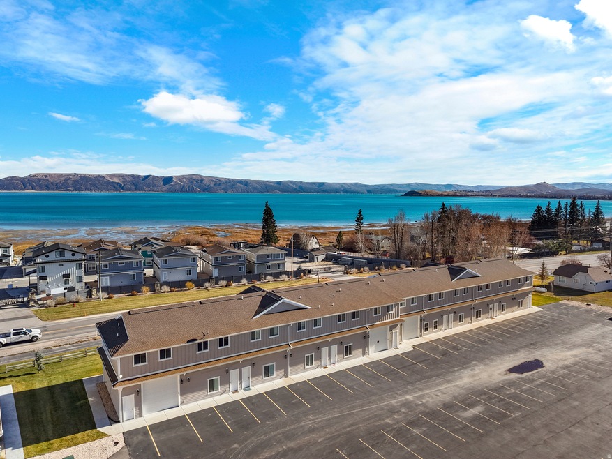 55 W Buttercup Ln unit 27, Garden City, UT 84028 - photo 1