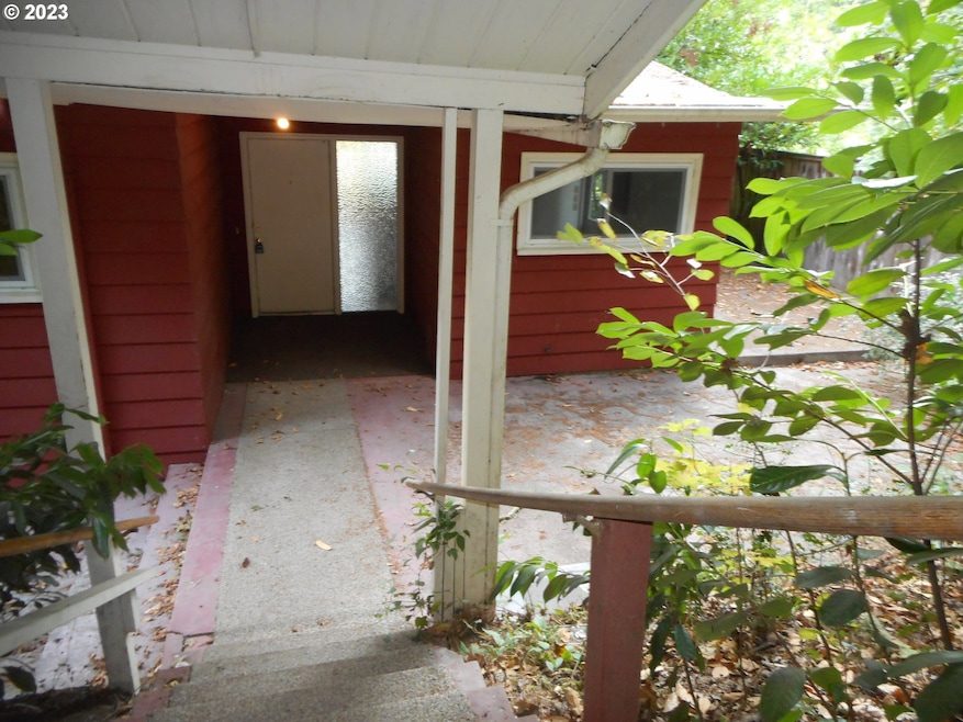 2698 Fairmount Blvd, Eugene, OR 97403 - photo 1