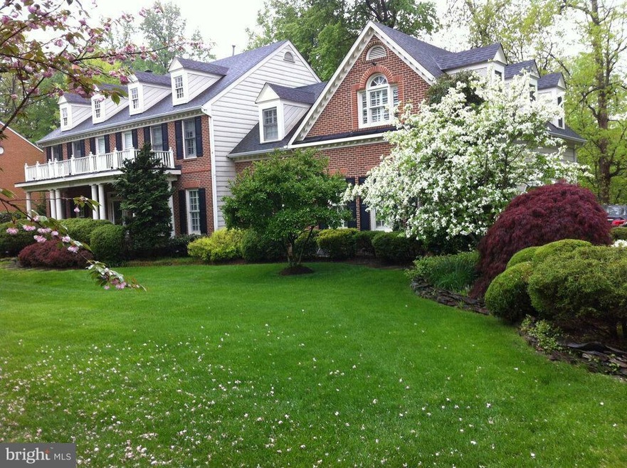 8293 Private Ln, Annandale, VA 22003 - photo 1