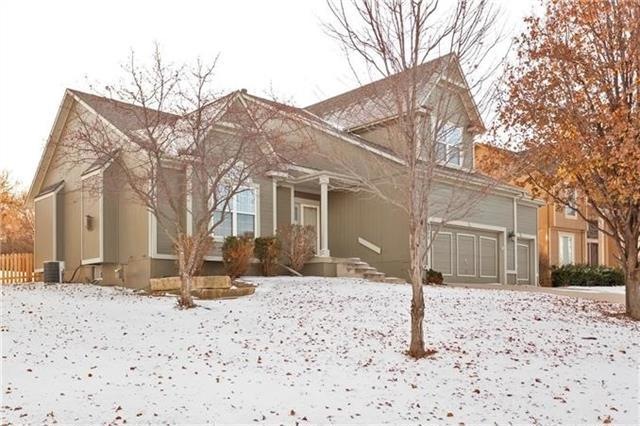 Fantastic 1.5 Story on Big Lot