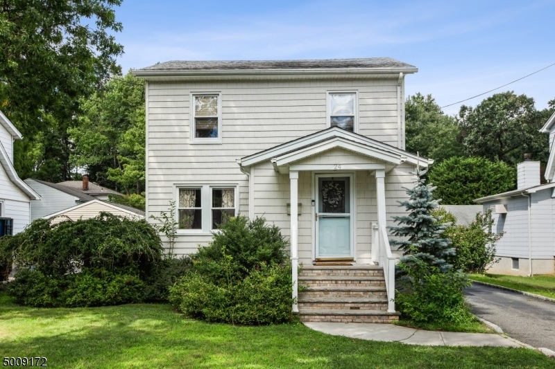 24 Congressional Pkwy, Livingston, NJ 07039 - photo 1