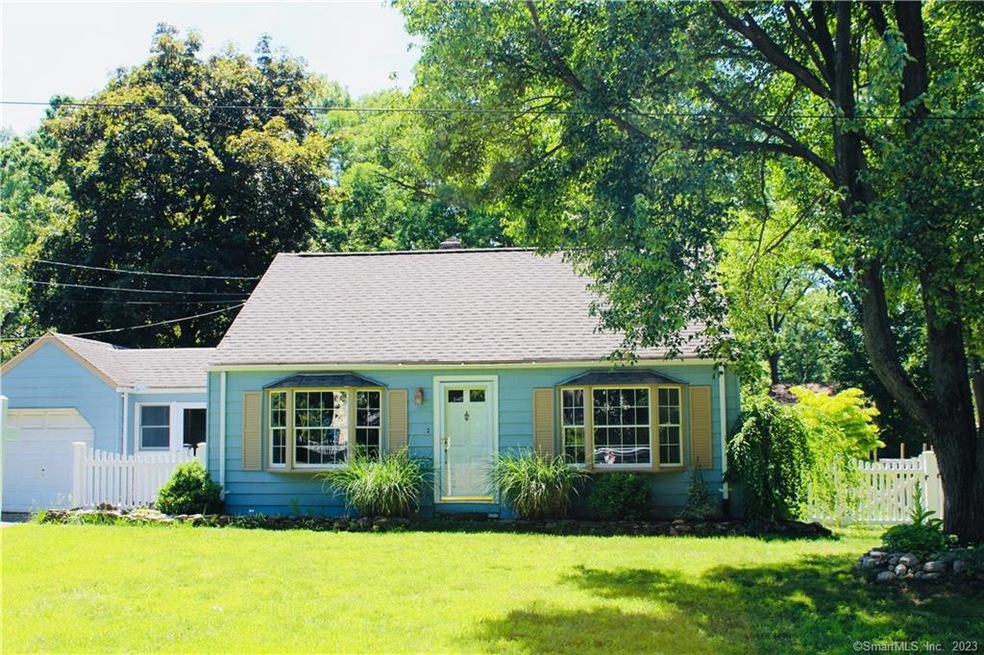 5 Edward St, Enfield, CT 06082 - photo 1