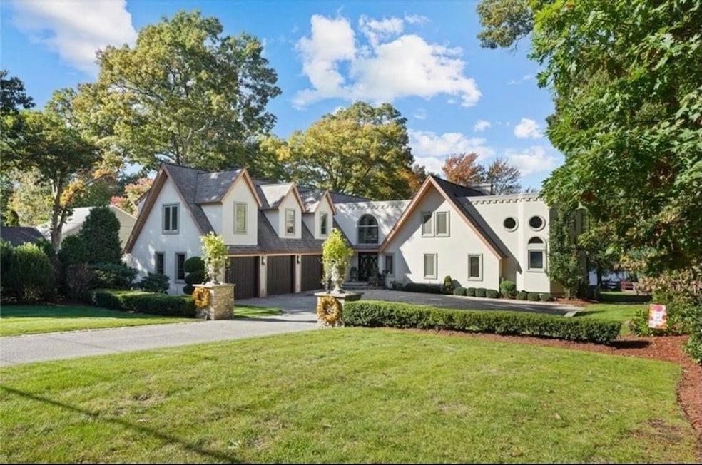 63 Shore Dr, Johnston, RI 02919 - photo 1