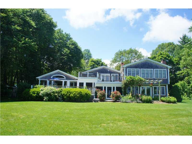 110 Willett Rd, Saunderstown, RI 02874 - photo 1