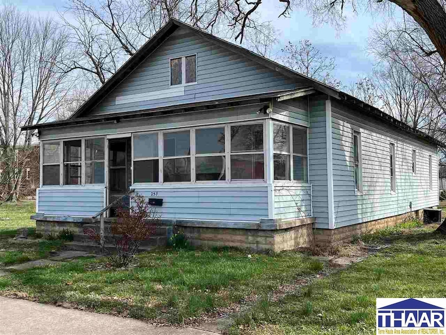 2514 S 1st St, Terre Haute, IN 47802 - photo 1