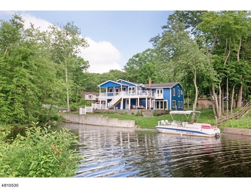 34 Lorettacong Dr, Lake Hopatcong, NJ 07849 - photo 1