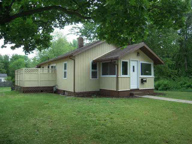 1930 Belmont Ave, Elkhart, IN 46516 - photo 1