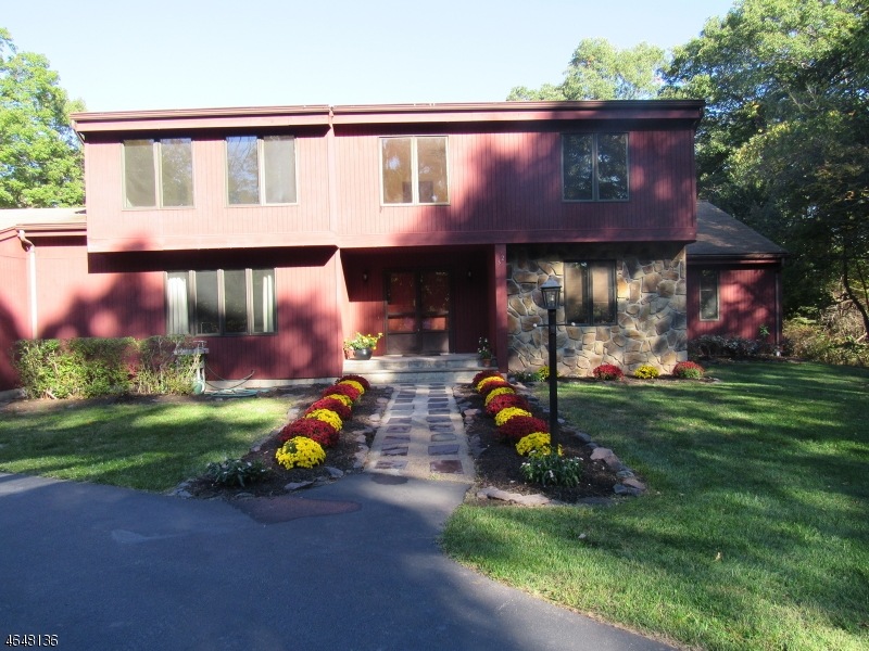 52 Featherbed Ln, Flemington, NJ 08822 - photo 1