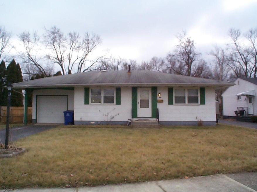 2759 Roxbury Road - Abbott Realty