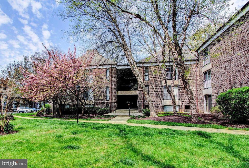 3240 Hewitt Ave unit 63B, Silver Spring, MD 20906 - photo 1