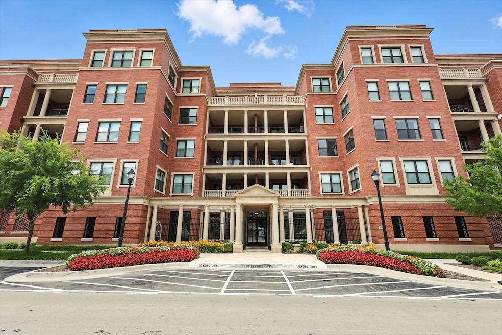 View of apartment building / complex
