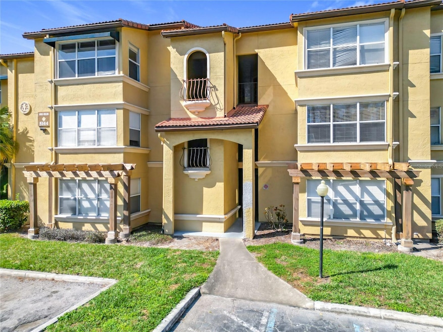 5144 Conroy Rd unit 35, Orlando, FL 32811 - photo 1