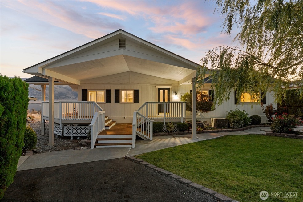 514 Island View S, Mattawa, WA 99349 - photo 1