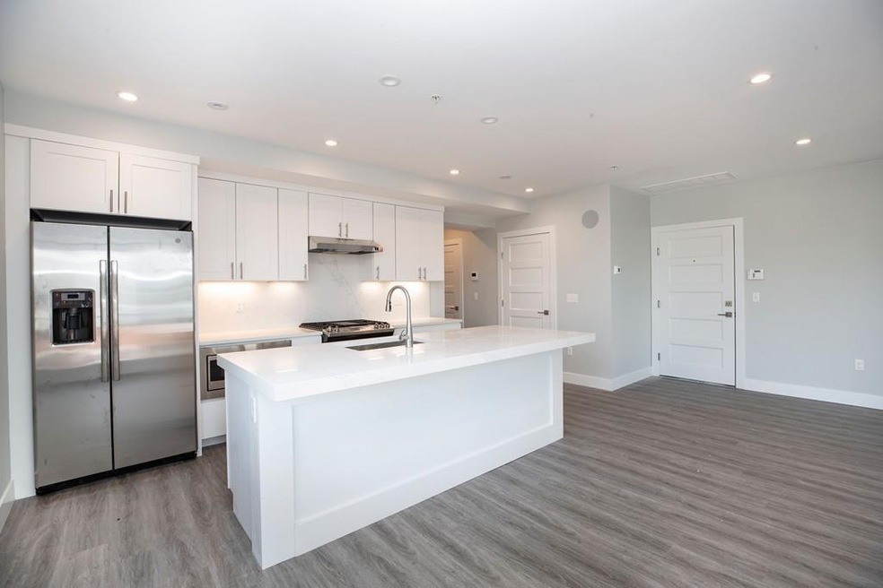 151 Hancock St unit 1, Quincy, MA 02171 - photo 1