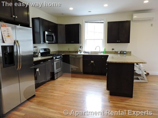 35 Roberts Rd unit 2, Cambridge, MA 02138 - photo 1