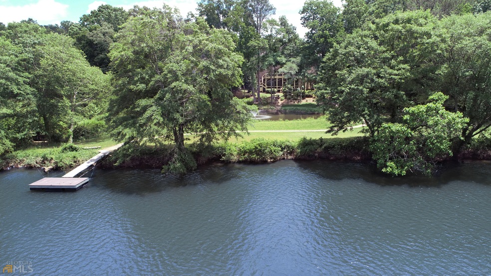 Rear view from water 260 Rivermere Way