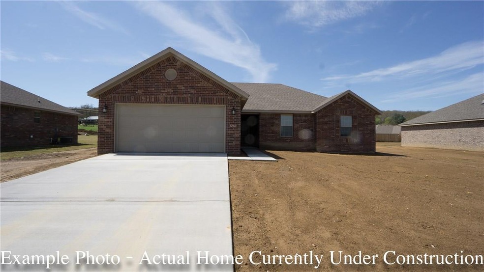 942 Red Oak St, Elkins, AR 72727 - photo 1