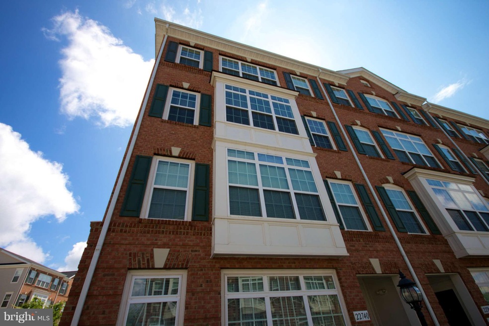 22740 Verde Gate Terrace unit 13L, Ashburn, VA 20148 - photo 1