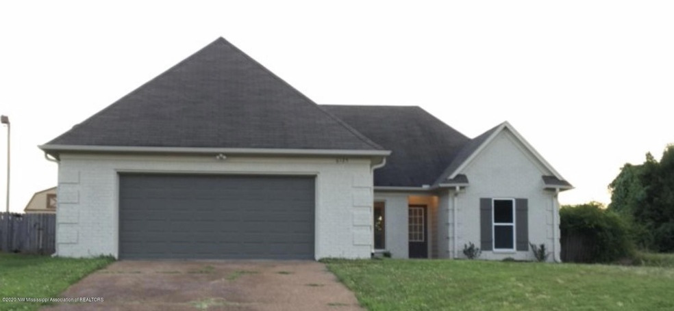 6125 Rolling Oaks