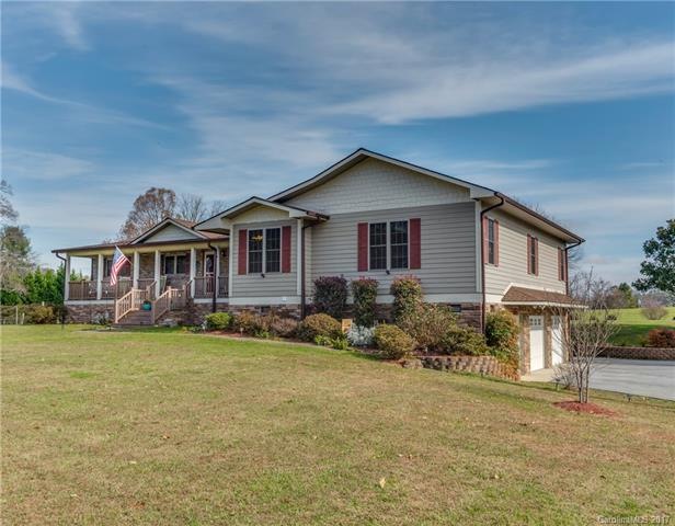 117 Pond View Ln, Hendersonville, NC 28792 - photo 1