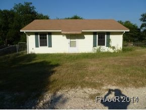 1951 Lightfoot Ln, Copperas Cove, TX 76522 - photo 1