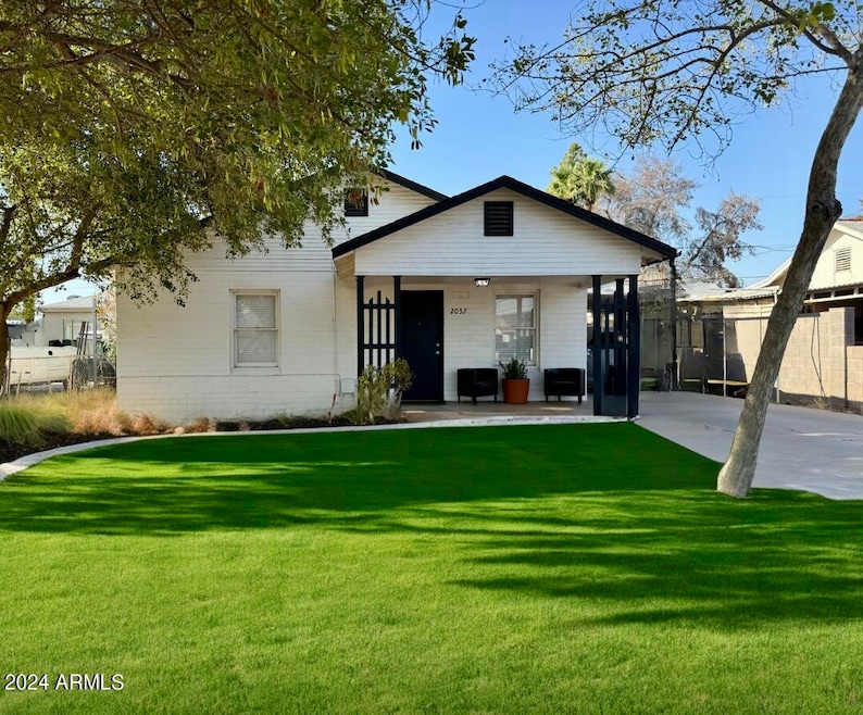 2032 E Harvard St, Phoenix, AZ 85006 - photo 1