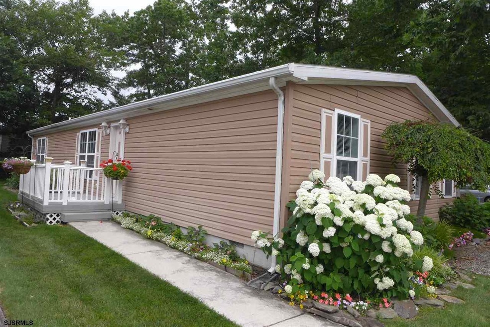 11 Chestnut Ct, Mays Landing, NJ 08330 - photo 1