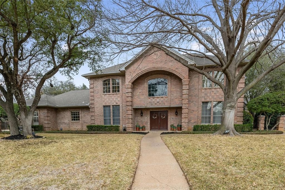 4304 Chimney Rock Ct, Colleyville, TX 76034 - photo 1