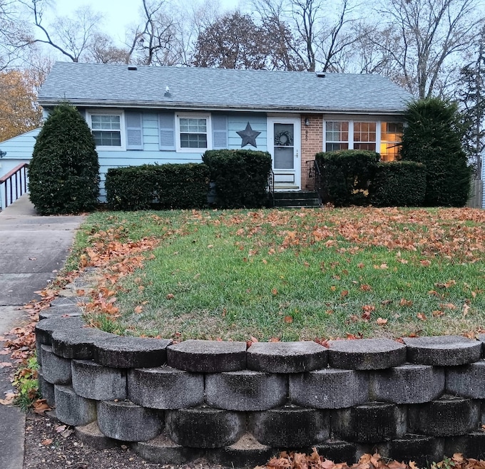 860 Franklin Grove Rd, Dixon, IL 61021 - photo 1