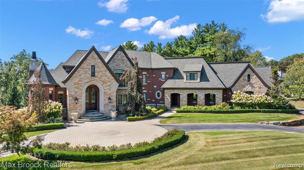 Sold $3,200,000 • Co-Listing Agent