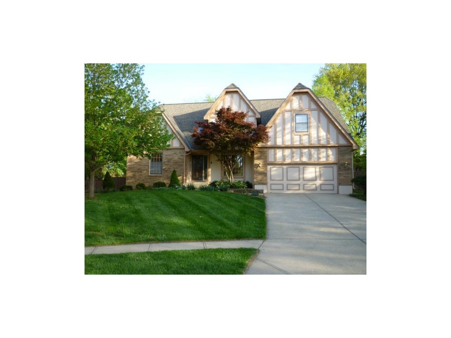 Front of home on cul-de-sac lot