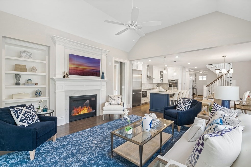 3 Callahan Dr unit 3, Framingham, MA 01701 - photo 1