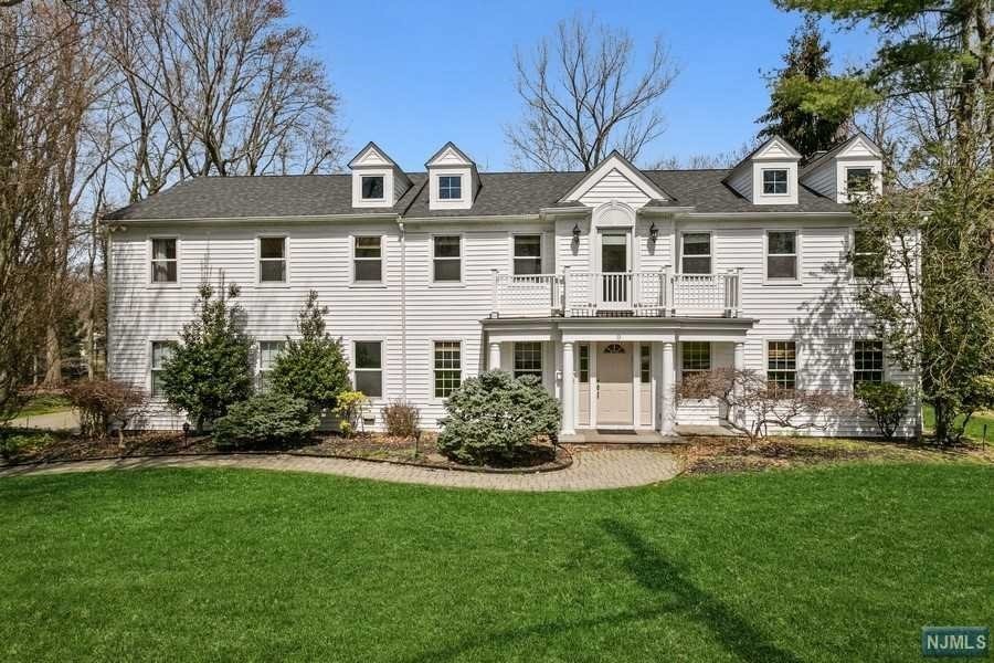 9 Village Ct, Demarest, NJ 07627 - photo 1