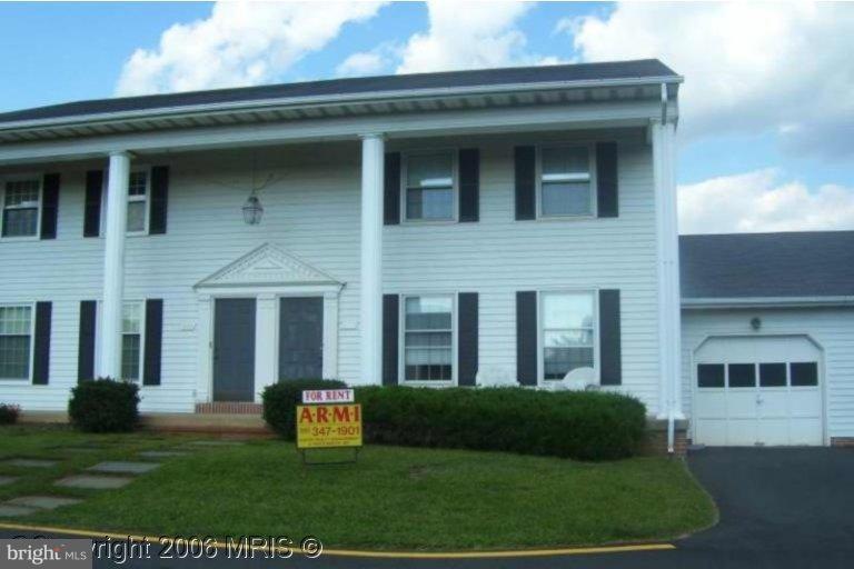 541 Tiffany Ct, Warrenton, VA 20186 - photo 1