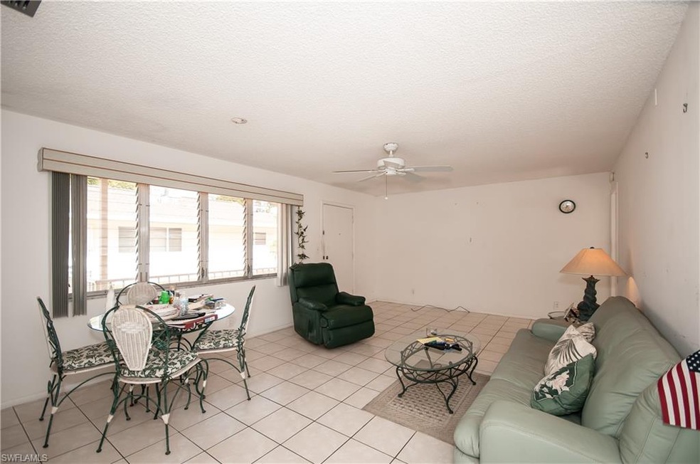 542 Broad Ave S unit 542, Naples, FL 34102 - photo 1