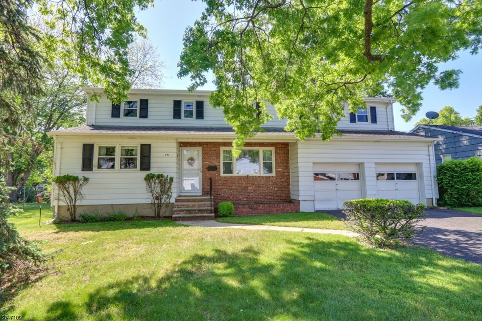 741 Anna Place, North Plainfield, NJ 07063 - photo 1