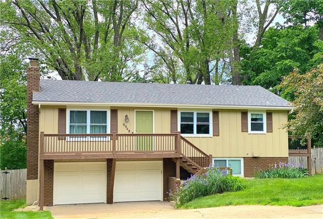 9948 Fairlane Rd, Lenexa, KS 66215 - photo 1