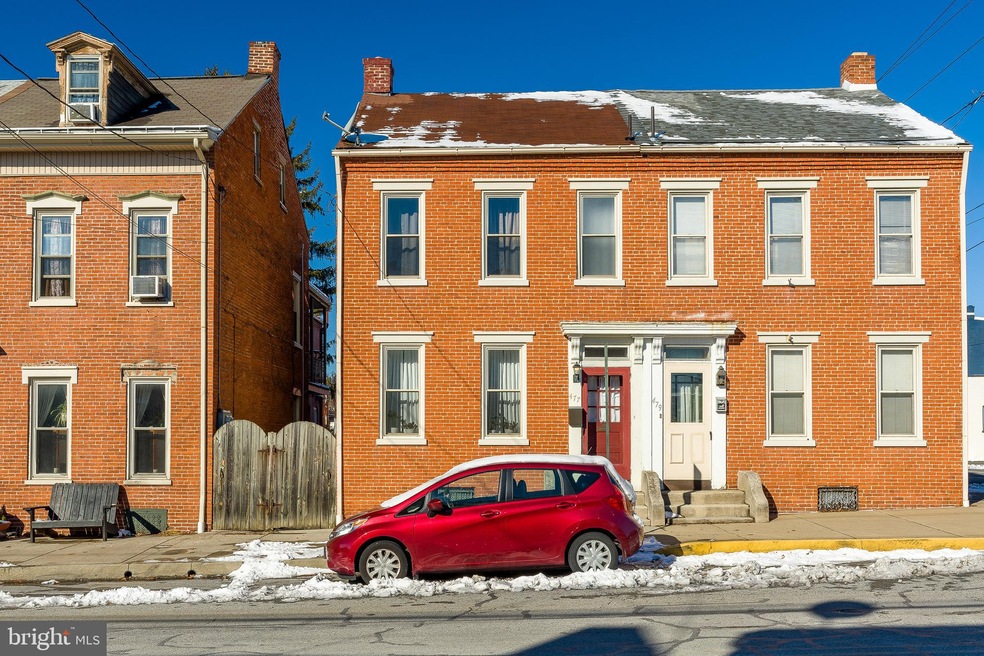 477 Walnut St, Columbia, PA 17512 - photo 1