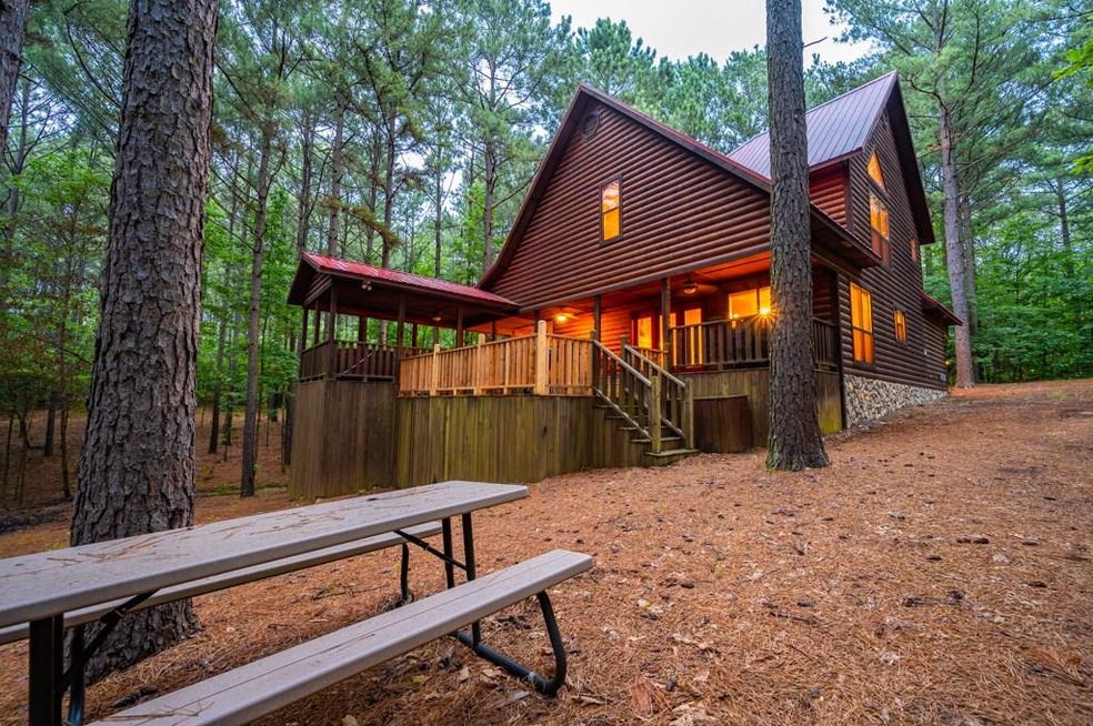 187 Mangrove Rd, Broken Bow, OK 74728 - photo 1