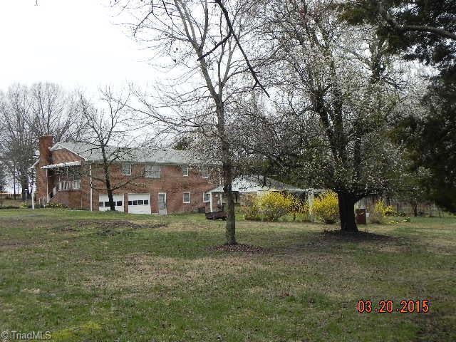 5737 Drake Rd, Greensboro, NC 27406 - photo 1