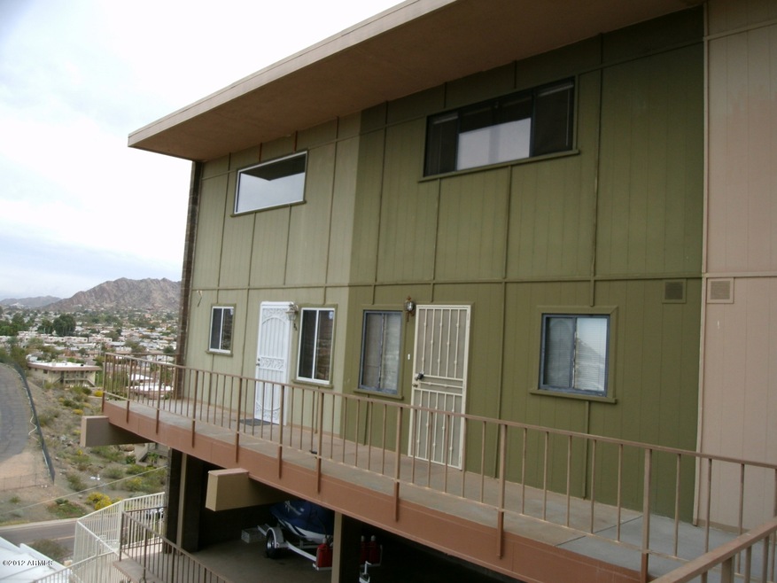 1051 E Butler Dr unit 3B, Phoenix, AZ 85020 - photo 1