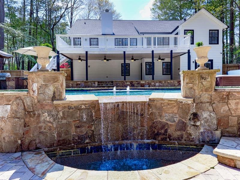 946 Picketts Ridge, Acworth, GA 30101 - photo 1