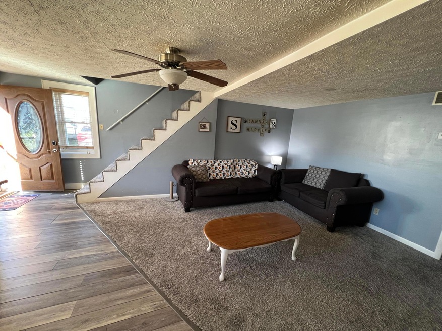 419 1/2 N Main St, Sugar Grove, OH 43155 - photo 1