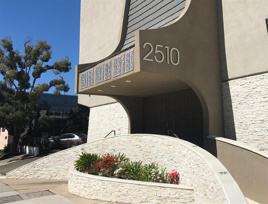 2510 Torrey Pines Rd unit 214, La Jolla, CA 92037 - photo 1