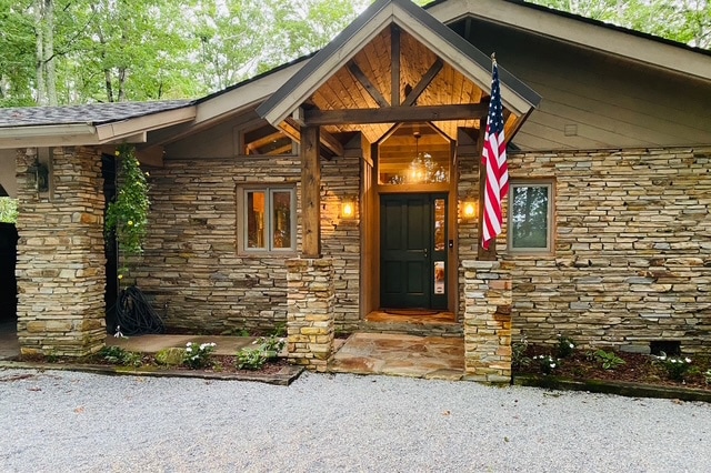 Sold $1,125,000 • Co-Listing Agent