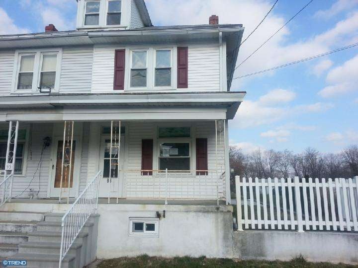 93 E Chestnut St, Bechtelsville, PA 19505 - photo 1