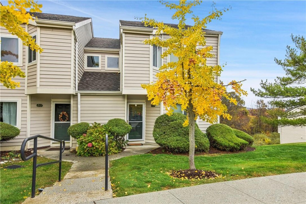 208 Eagles Ridge Rd unit 208, Brewster, NY 10509 - photo 1