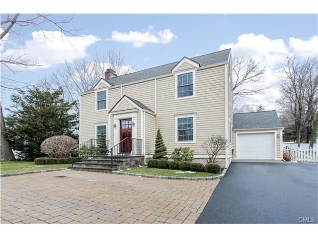 85 Hoyt St, Darien, CT 06820 - photo 1