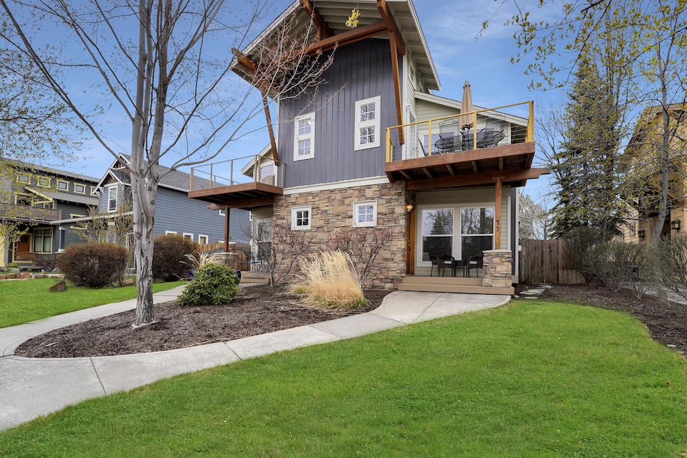 45 SW Taft Ave, Bend, OR 97702 - photo 1