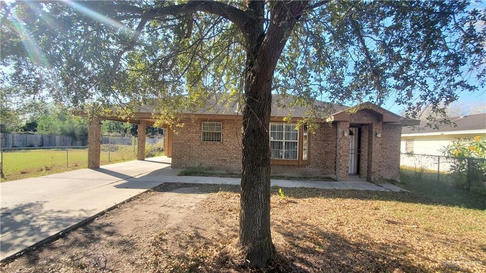511 S 7th St, Donna, TX 78537 - photo 1